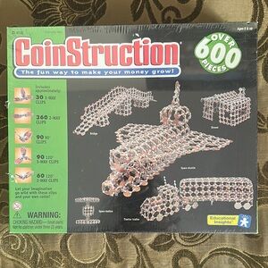 CoinStruction Building Set with 600 Pieces